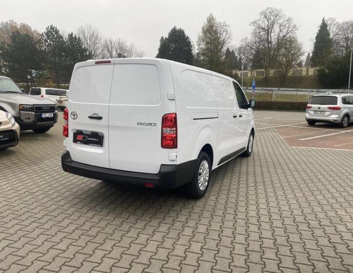 Toyota ProAce 12