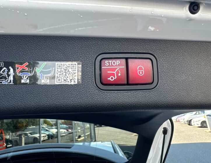 Mercedes-Benz Třídy E 22