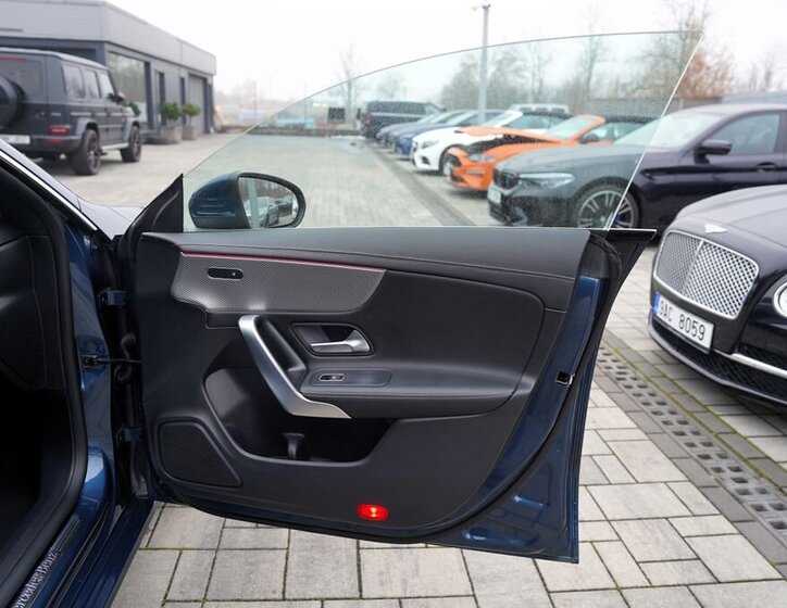 Mercedes-Benz CLA 19