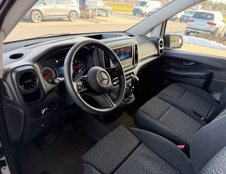 Mercedes-Benz Vito VAN-Minibus 2,0 l 100 kw