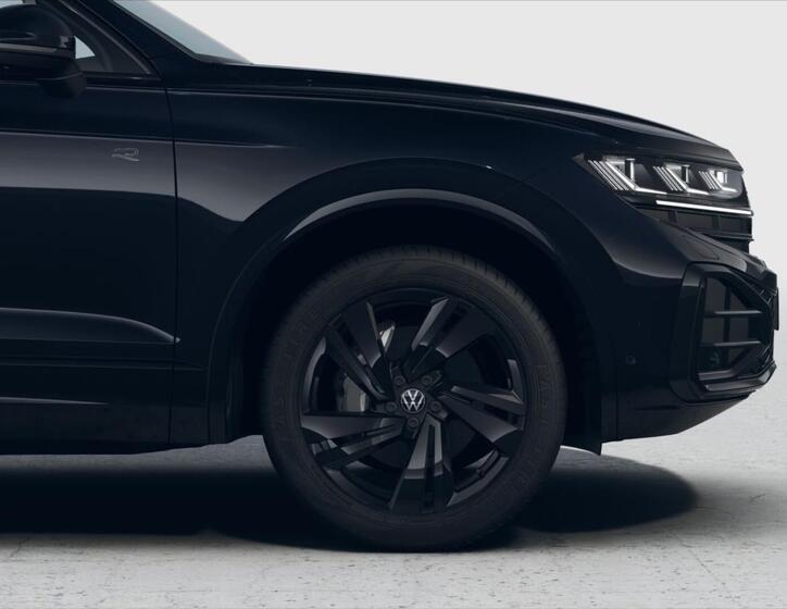 Volkswagen Touareg 4