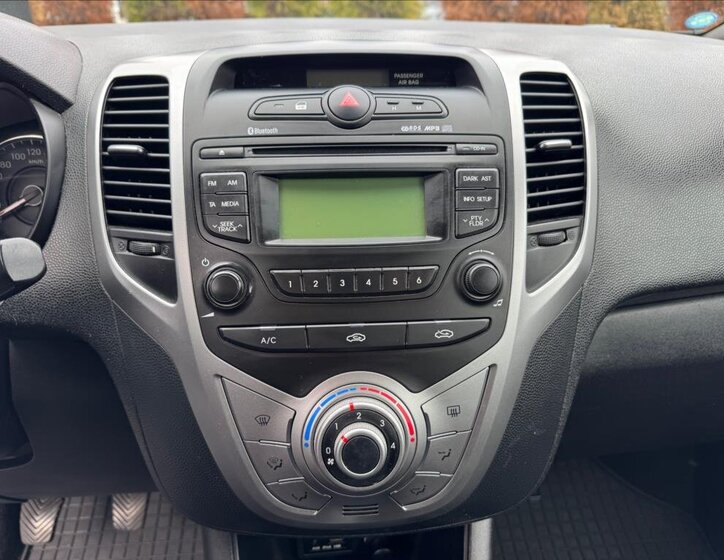 Hyundai ix20 MPV 1,4 l 66 kw