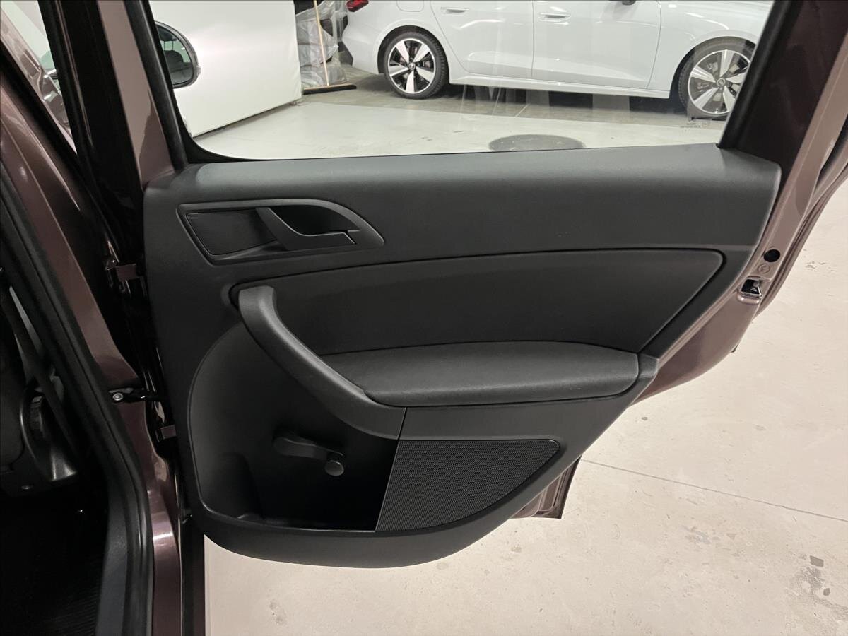 Škoda Yeti SUV / Terénní 1,2 l 81 kw