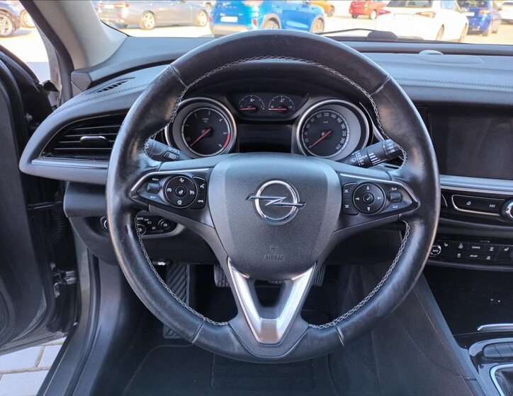 Opel Insignia Kombi 1,6 l 81 kw