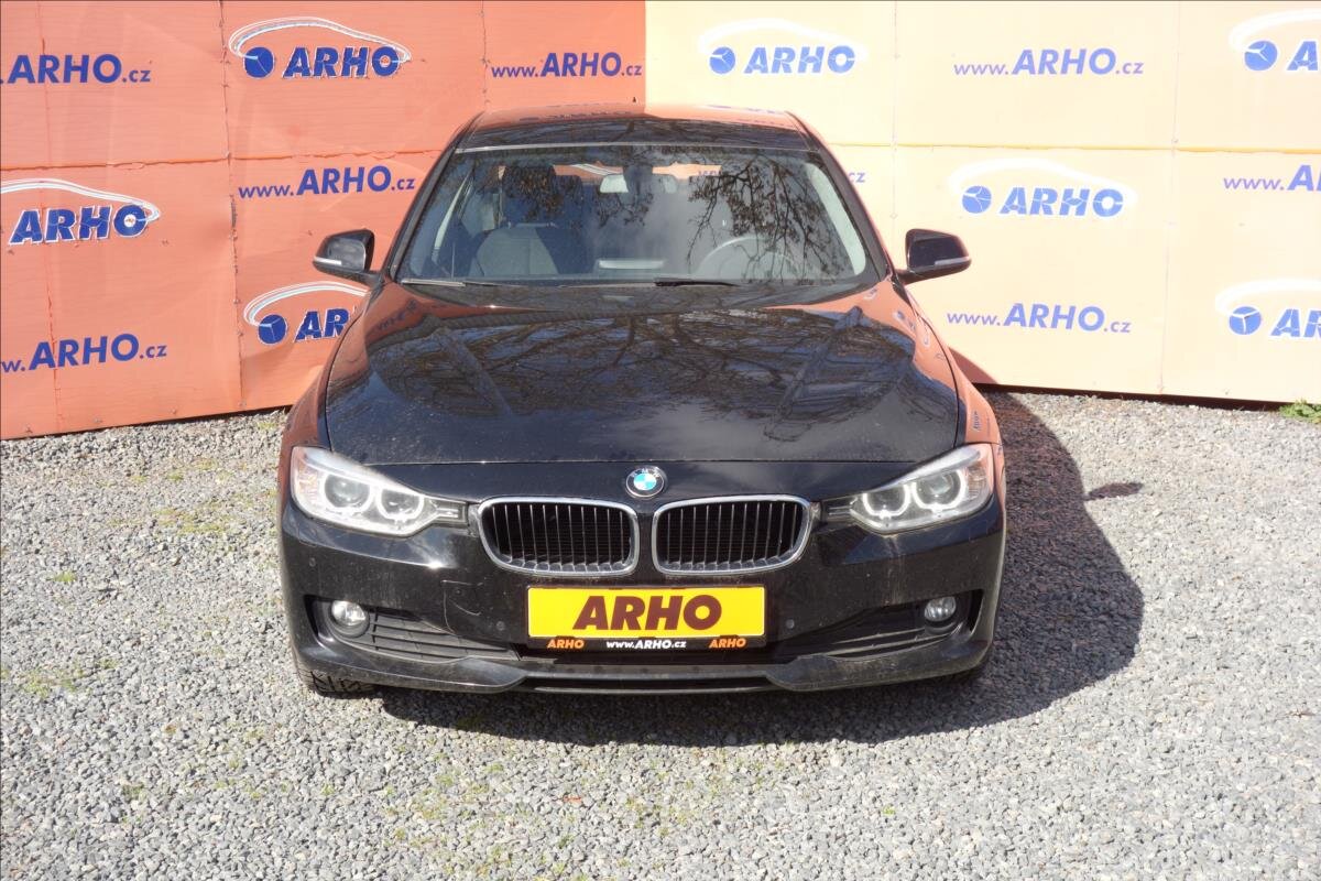 BMW Řada 3 Sedan / Limuzína 2,0 l 105 kw