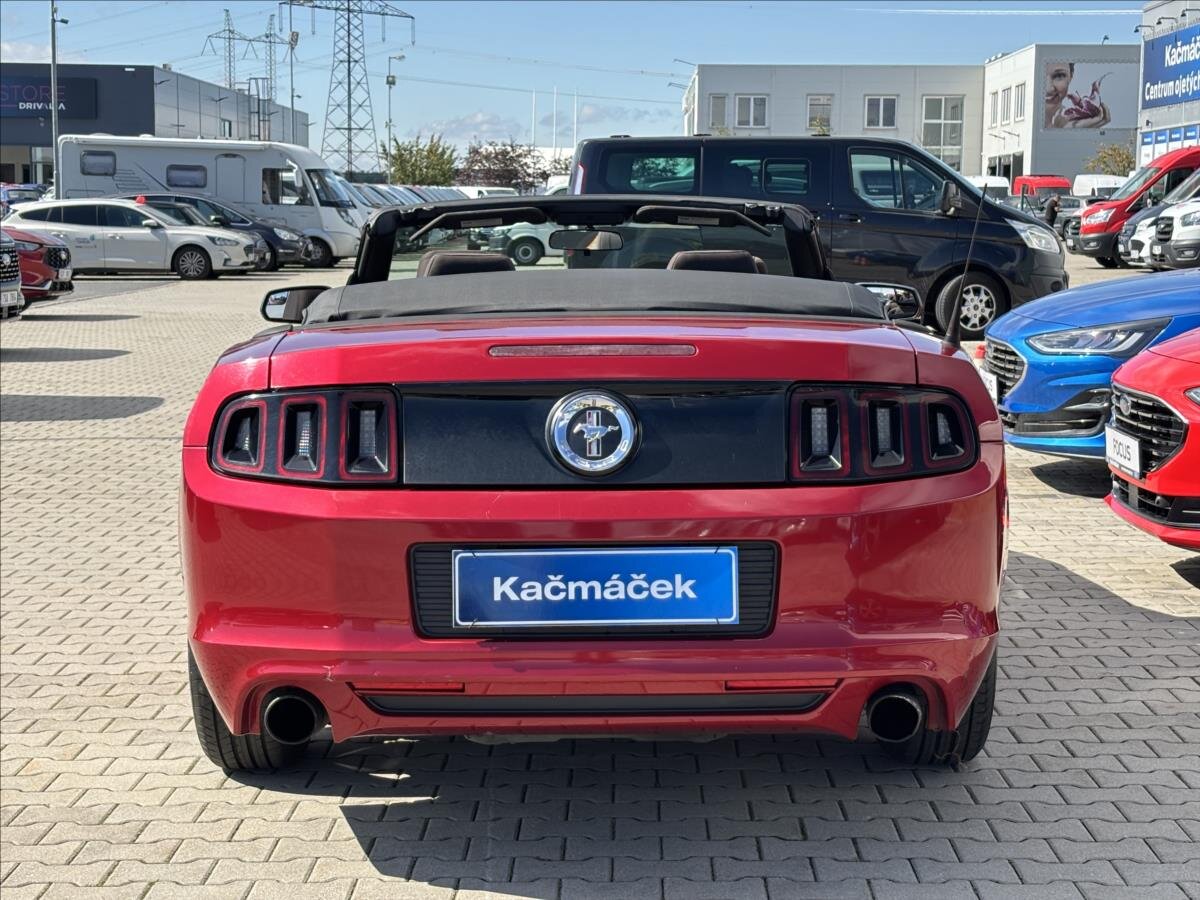 Ford Mustang Kabriolet 3,7 l 227 kw