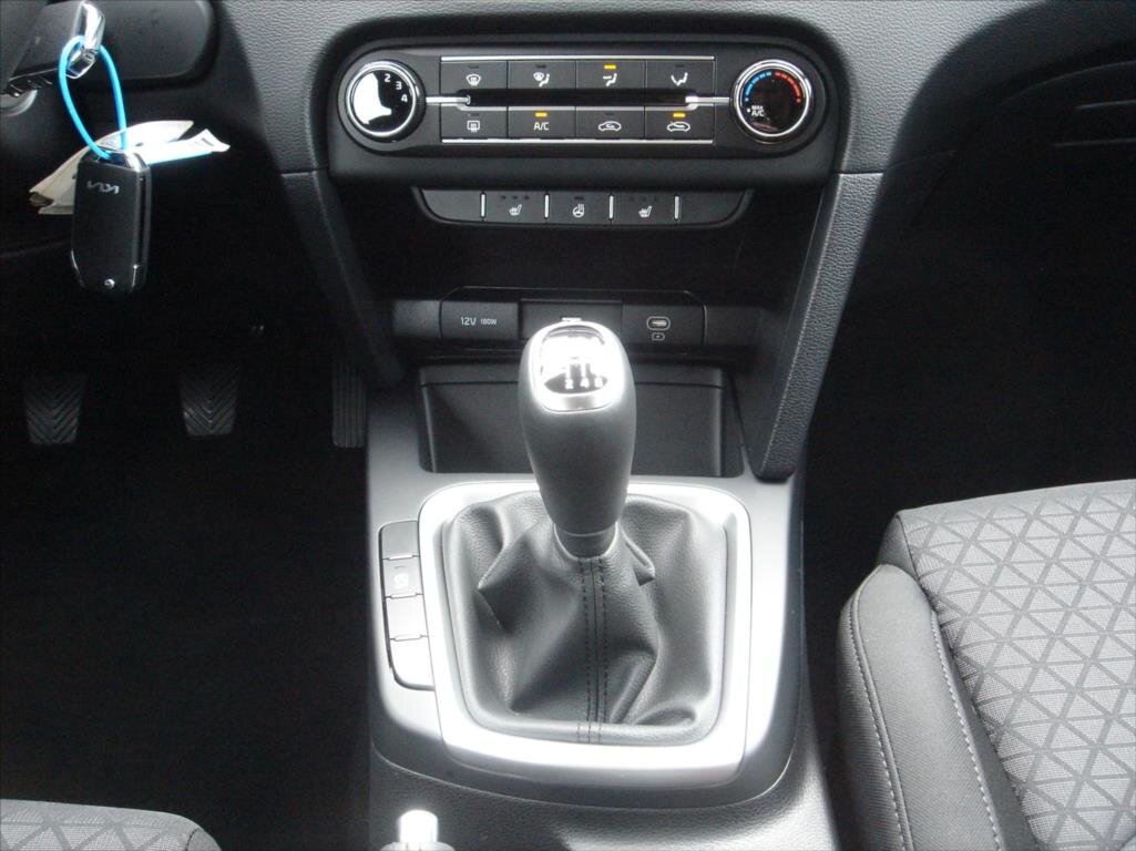 KIA Ceed Hatchback 1,5 l 103 kw