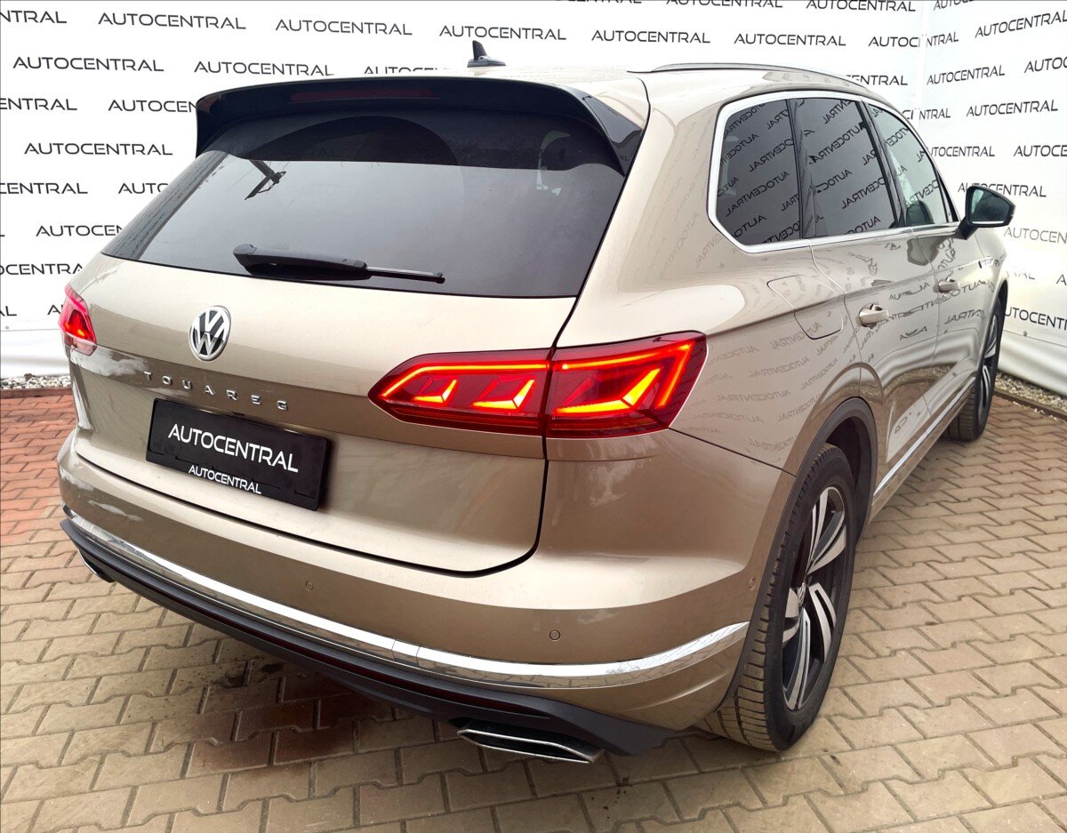 Volkswagen Touareg SUV / Terénní 3,0 l 210 kw