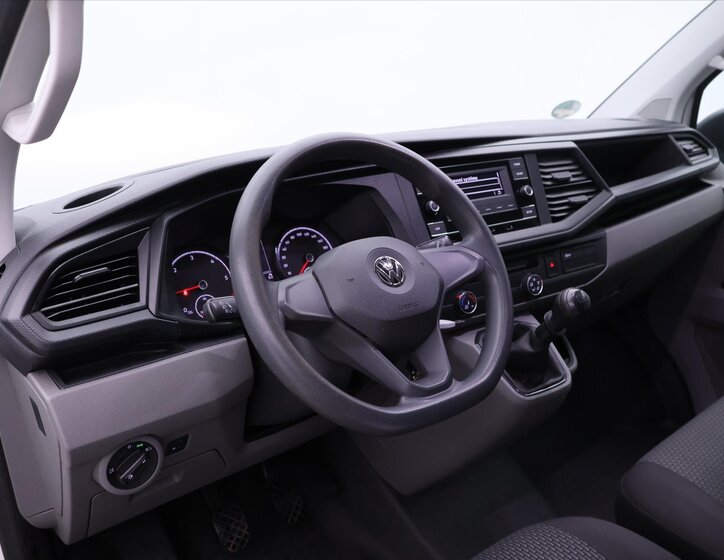 Volkswagen Transporter Kombi 2,0 l 81 kw