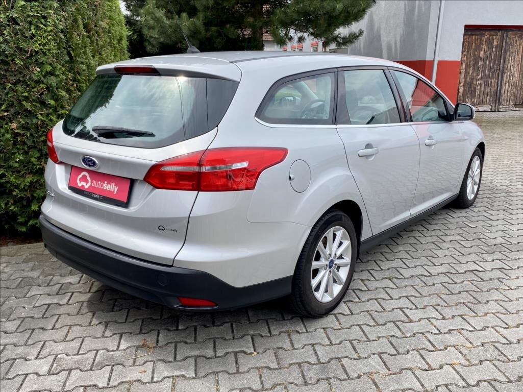Ford Focus Kombi 1,5 l 88 kw
