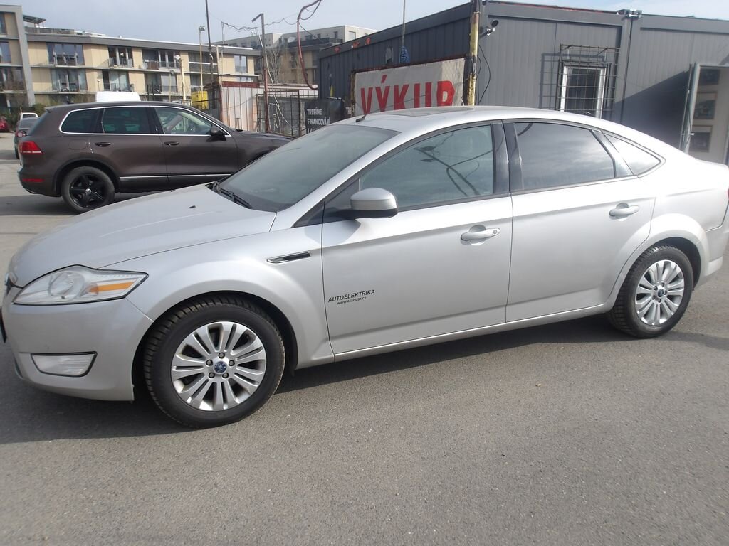 Ford Mondeo Hatchback 2,0 l 103 kw