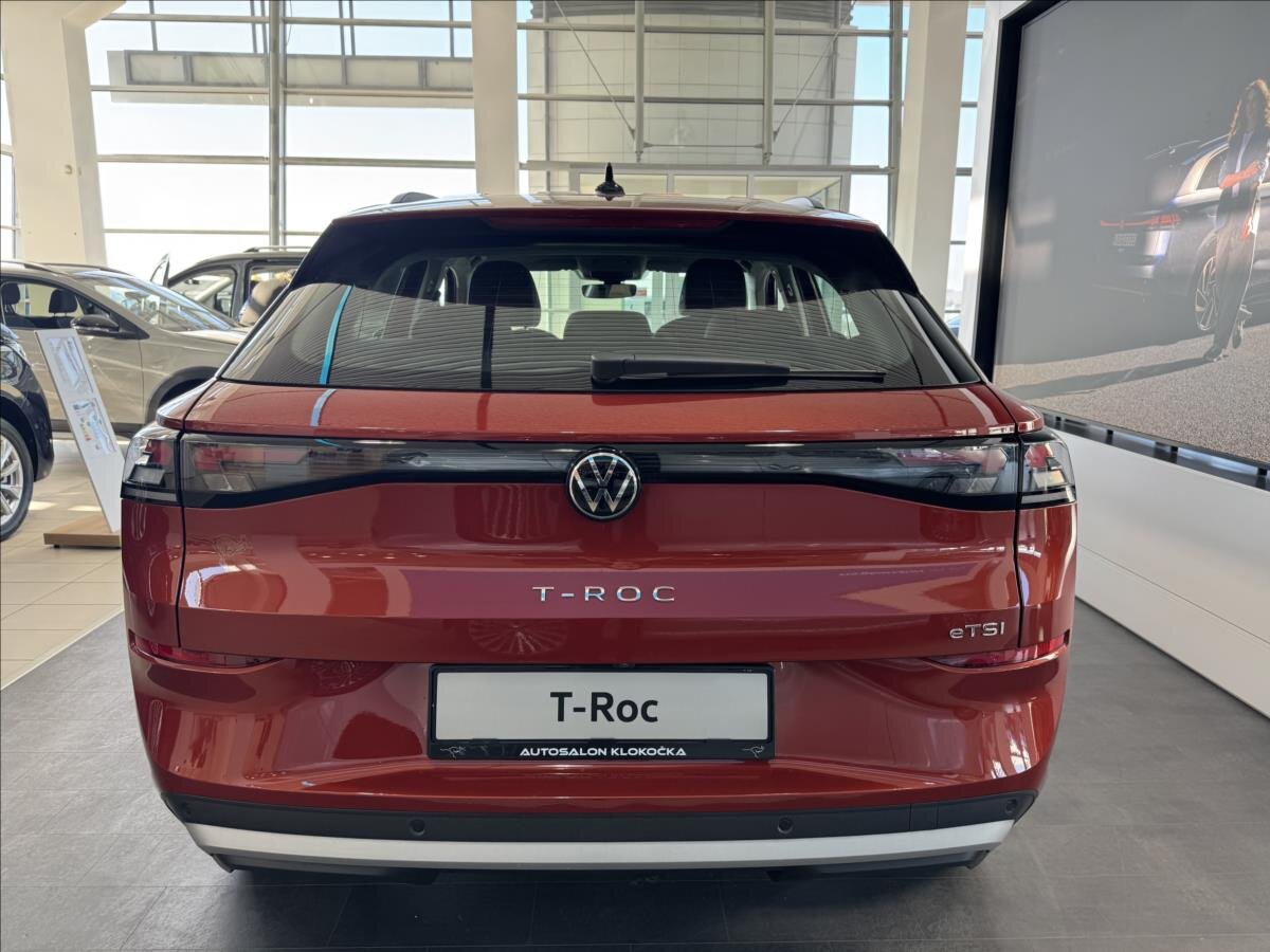 Volkswagen T-Roc SUV / Terénní 1,5 l 110 kw