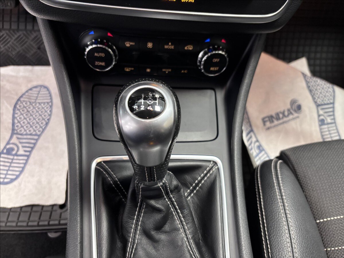 Mercedes-Benz GLA Kombi 1,6 l 90 kw