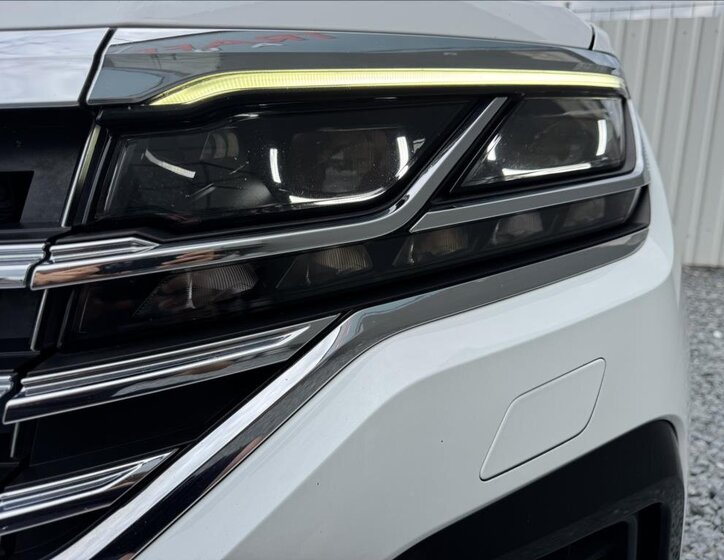 Volkswagen Touareg Kombi 3,0 l 210 kw