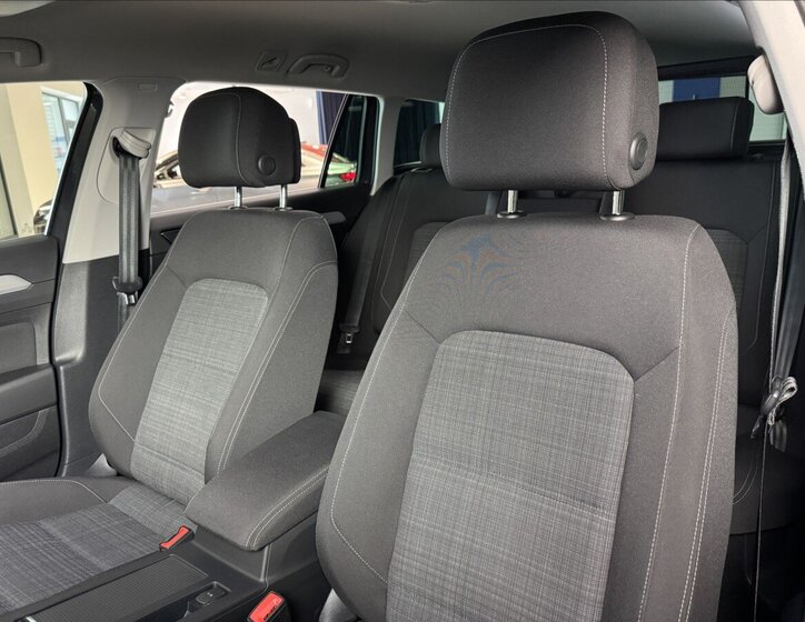 Volkswagen Passat Kombi 2,0 l 140 kw