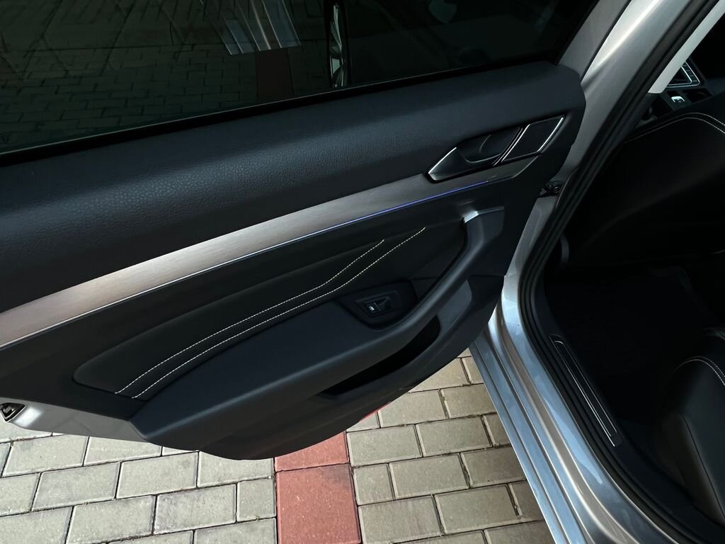 Volkswagen Passat Kombi 2,0 l 110 kw