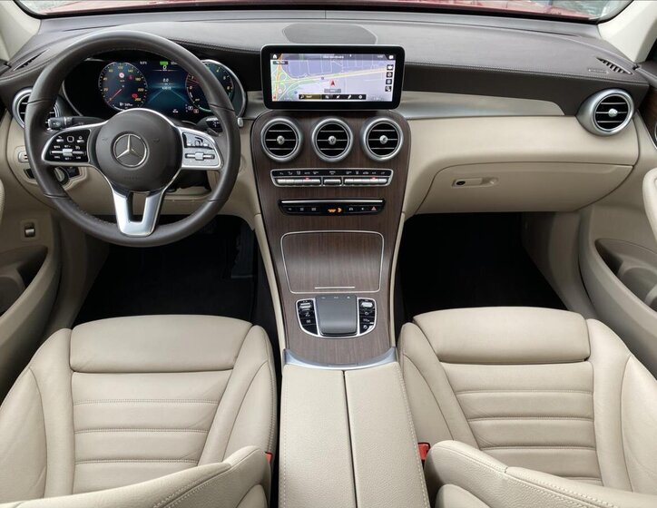 Mercedes-Benz GLC SUV 2,0 l 143 kw