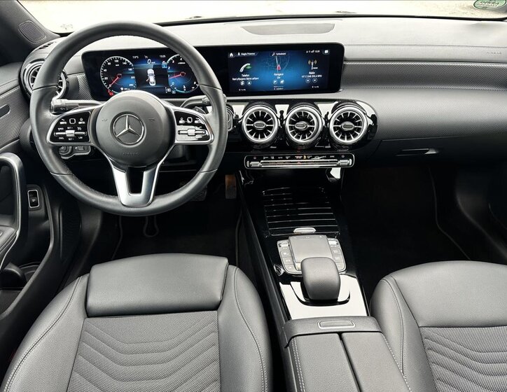 Mercedes-Benz CLA Kupé 1,3 l 120 kw