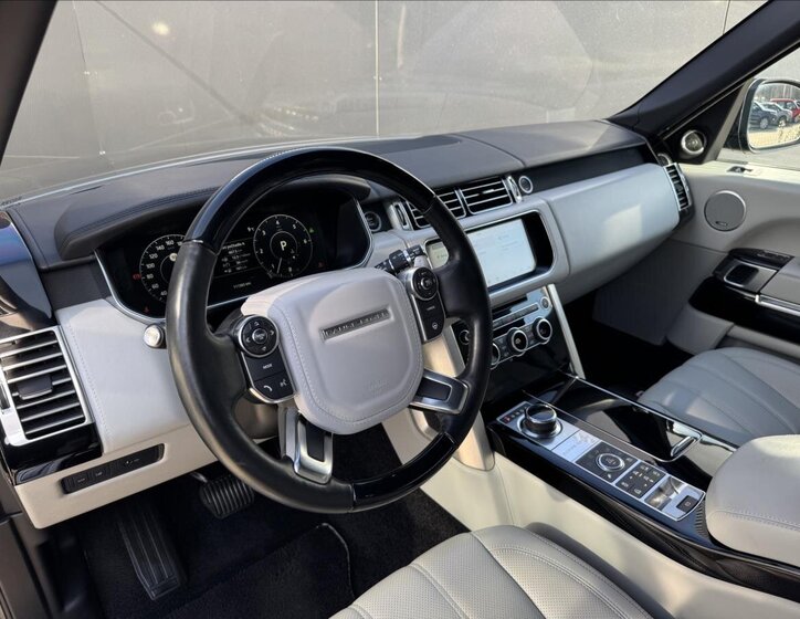 Land Rover Range Rover SUV / Terénní 4,4 l 250 kw