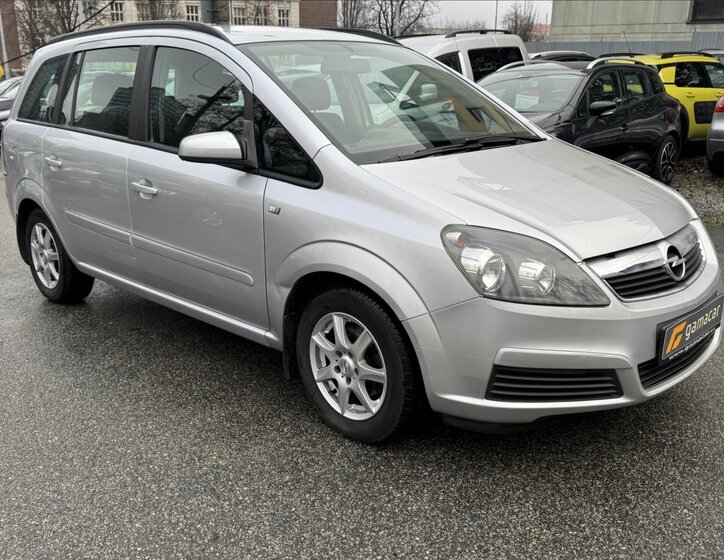 Opel Zafira 18