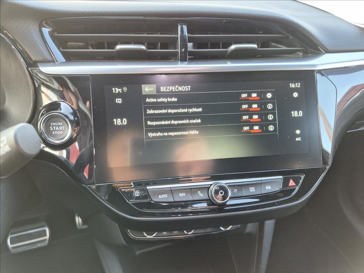 Opel Corsa Hatchback 0,0 100 kw