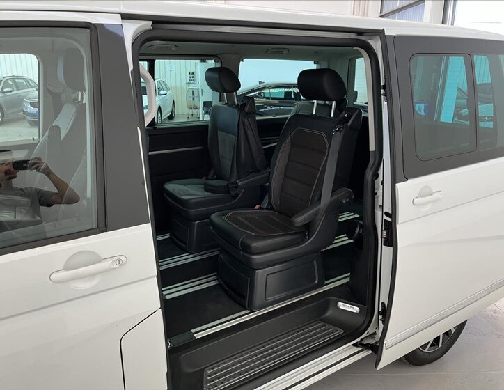 Volkswagen Multivan Kombi 2,0 l 146 kw