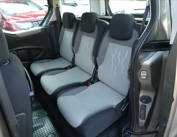 Peugeot Partner Tepee MPV 1,6 l 88 kw