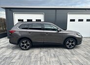 Mitsubishi Outlander SUV / Terénní 2,3 l 110 kw