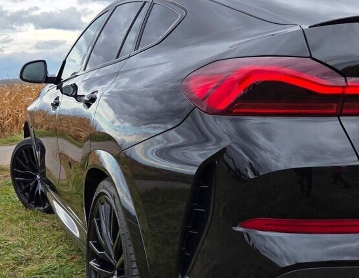 BMW X6 Sedan 0,0 210 kw