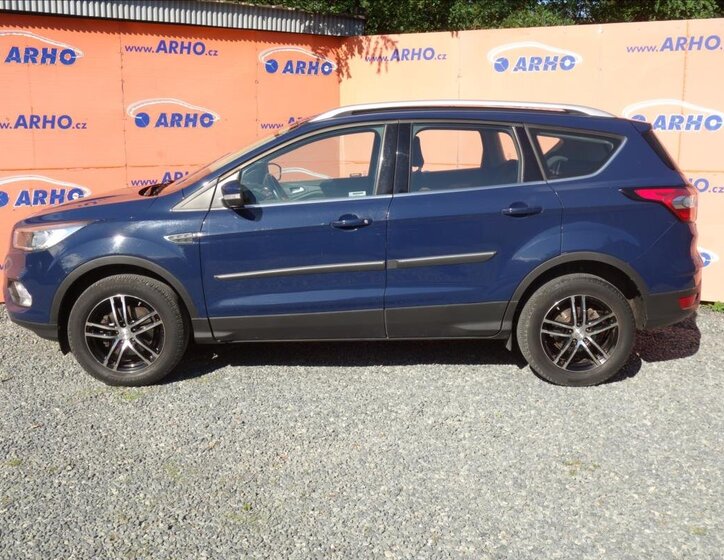 Ford Kuga 4