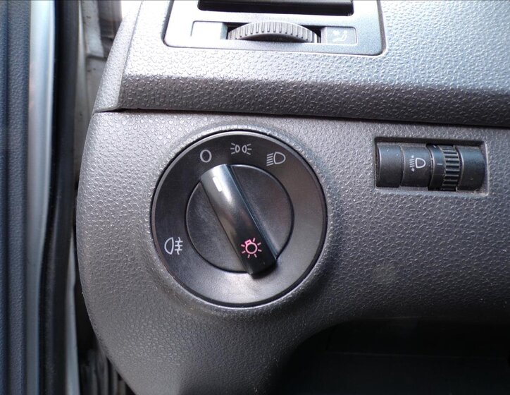 Volkswagen Polo Hatchback 1,2 l 40 kw