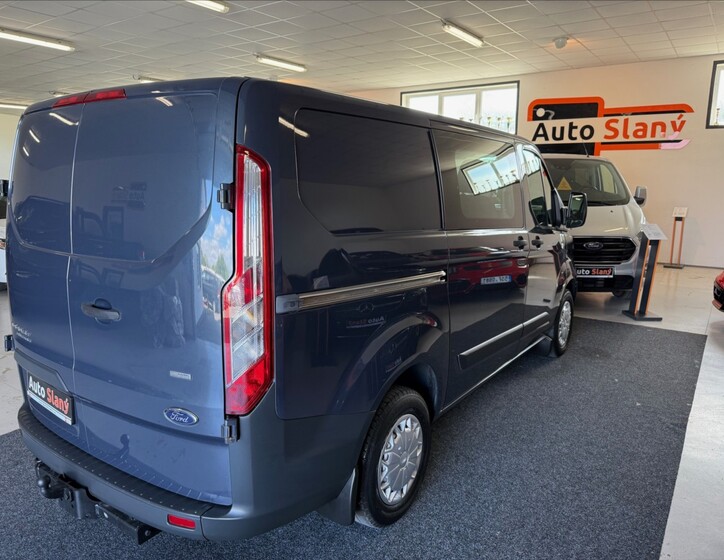 Ford Transit Custom 6