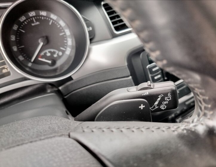 Škoda Superb Kombi 2,0 l 103 kw