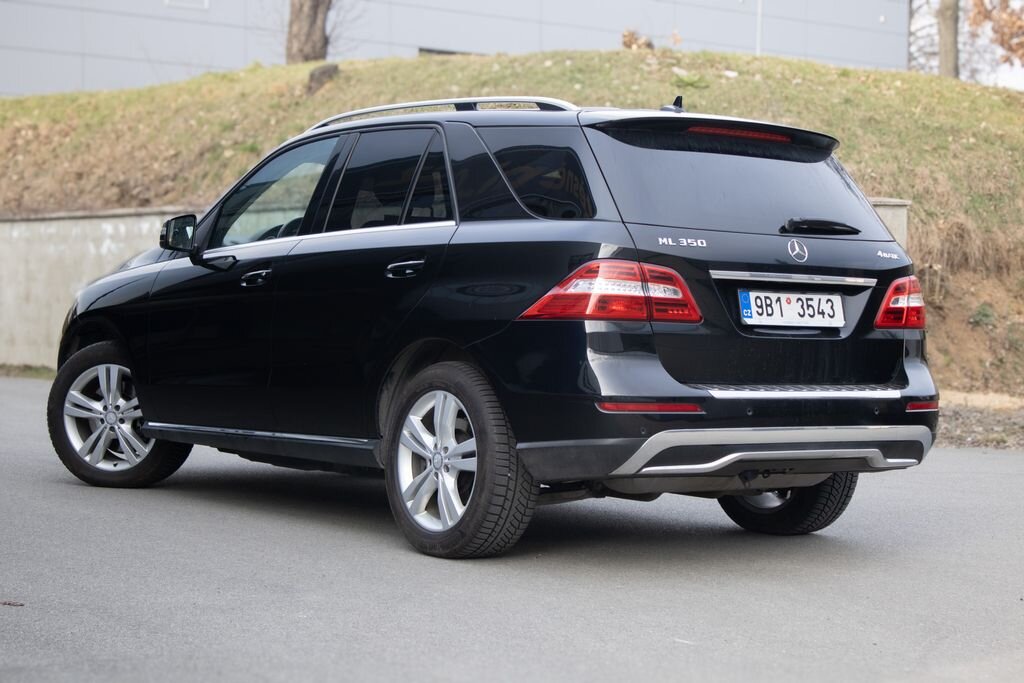 Mercedes-Benz Třídy M SUV / Terénní 3,5 l 225 kw