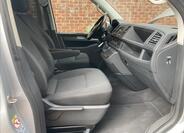 Volkswagen Multivan 9