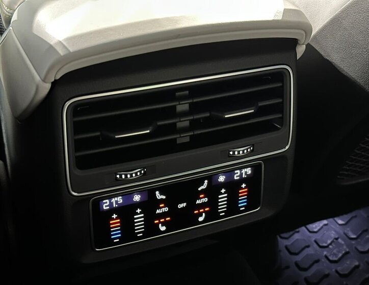 Audi SQ7 SUV / Terénní 4,0 l 373 kw