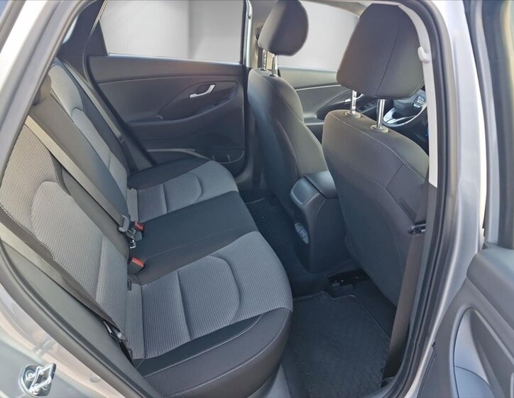 Hyundai i30 Kombi 998,0 73 kw