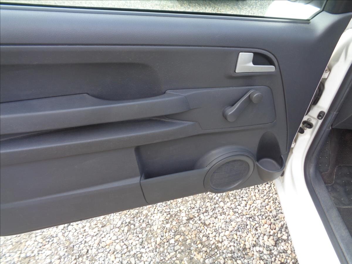 Volkswagen Fox Hatchback 1,2 l 40 kw