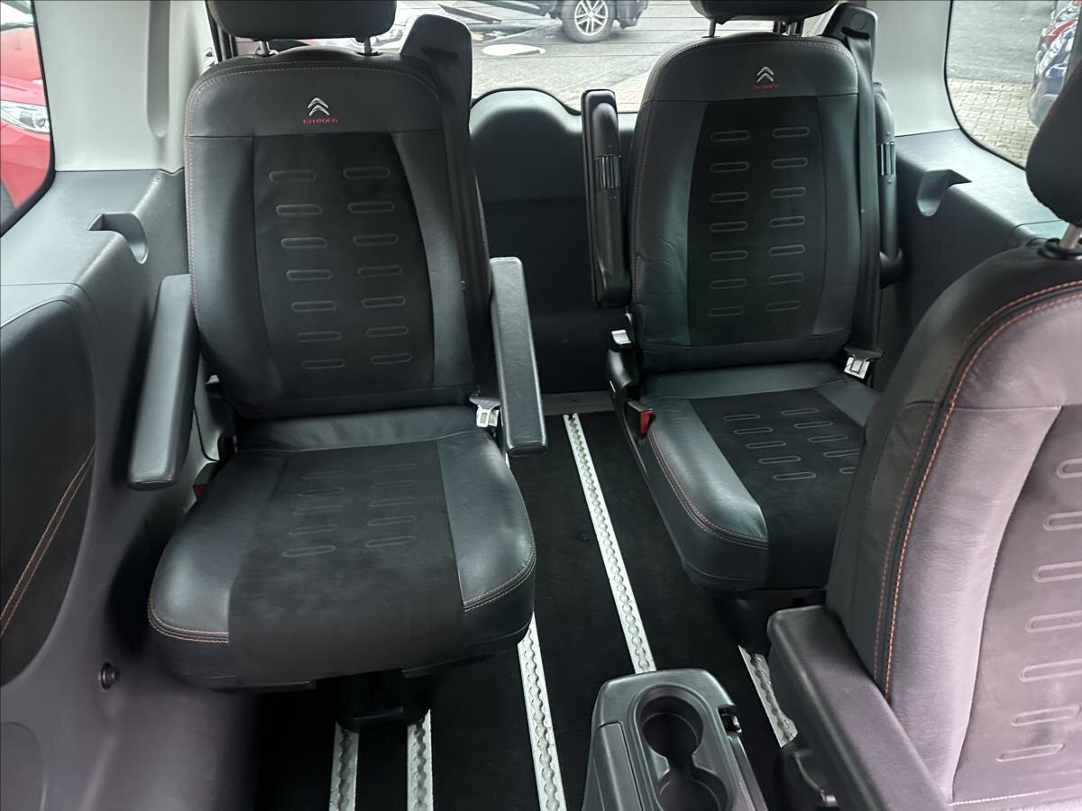 Citroën Jumpy VAN-Minibus 2,0 l 120 kw