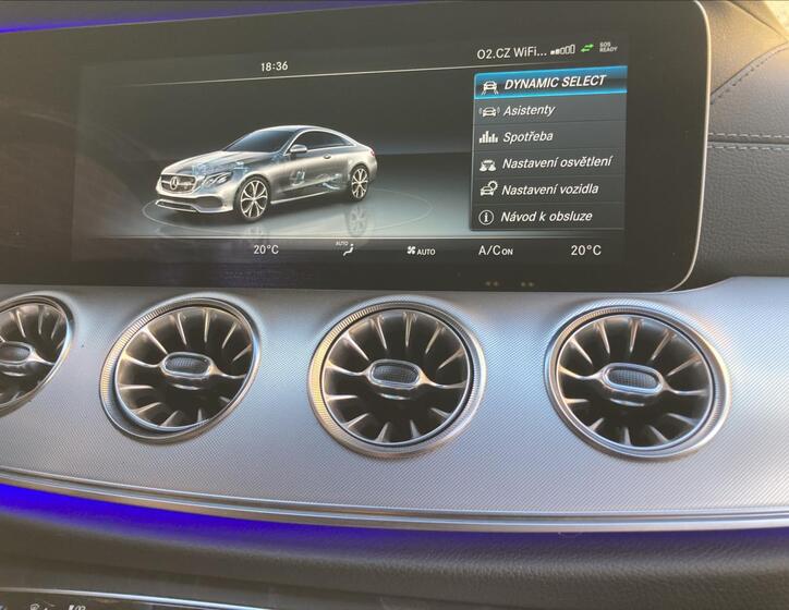 Mercedes-Benz Třídy E 22