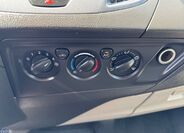 Ford Tourneo Custom 13