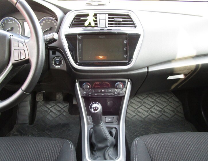 Suzuki SX4 Hatchback 998,0 82 kw