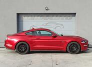 Ford Mustang 4