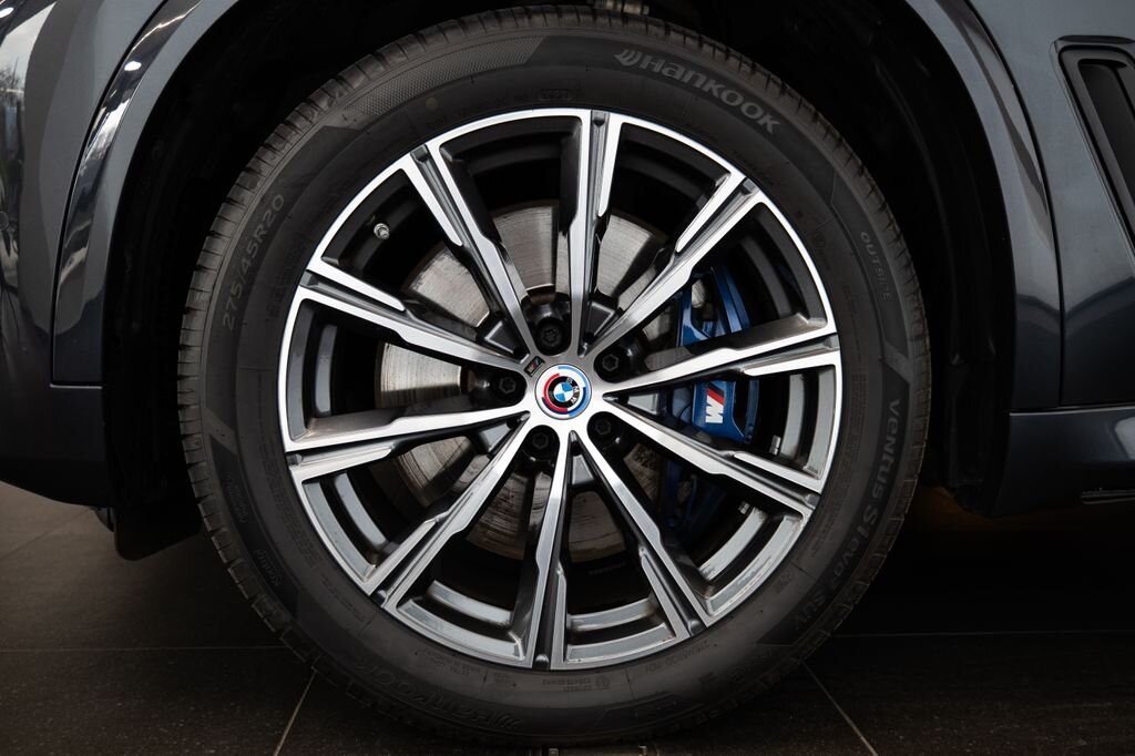 BMW X5 SUV / Terénní 3,0 l 250 kw