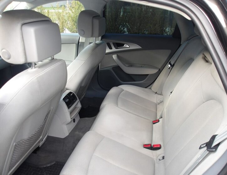 Audi A6 Sedan / Limuzína 3,0 l 150 kw