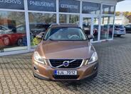 Volvo XC60 4