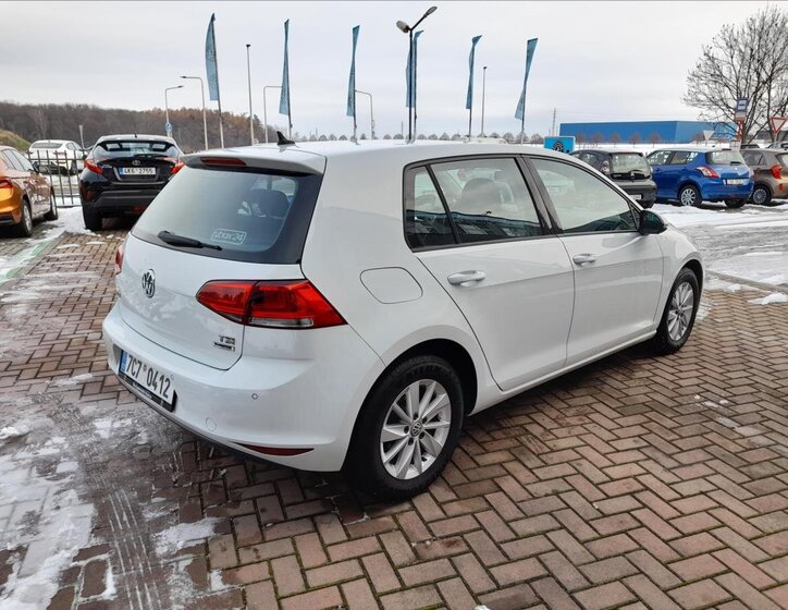Volkswagen Golf Hatchback 1,2 l 81 kw