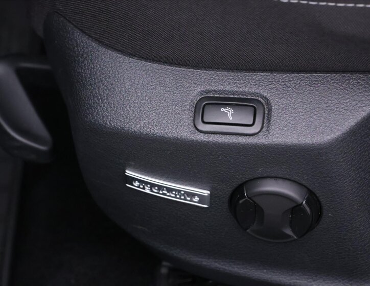 Volkswagen Golf Kombi 999,0 81 kw