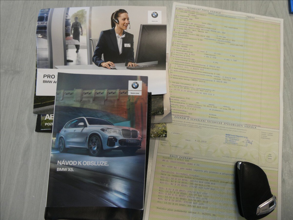 BMW X5 SUV / Terénní 3,0 l 195 kw