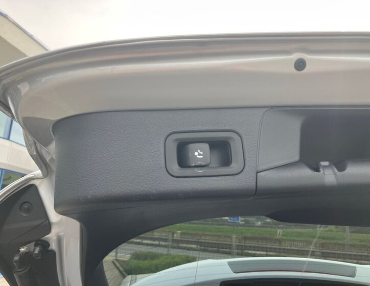 Mercedes-Benz Třídy B MPV 1,3 l 120 kw